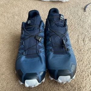 New Salomon cross 5 trail running shoes